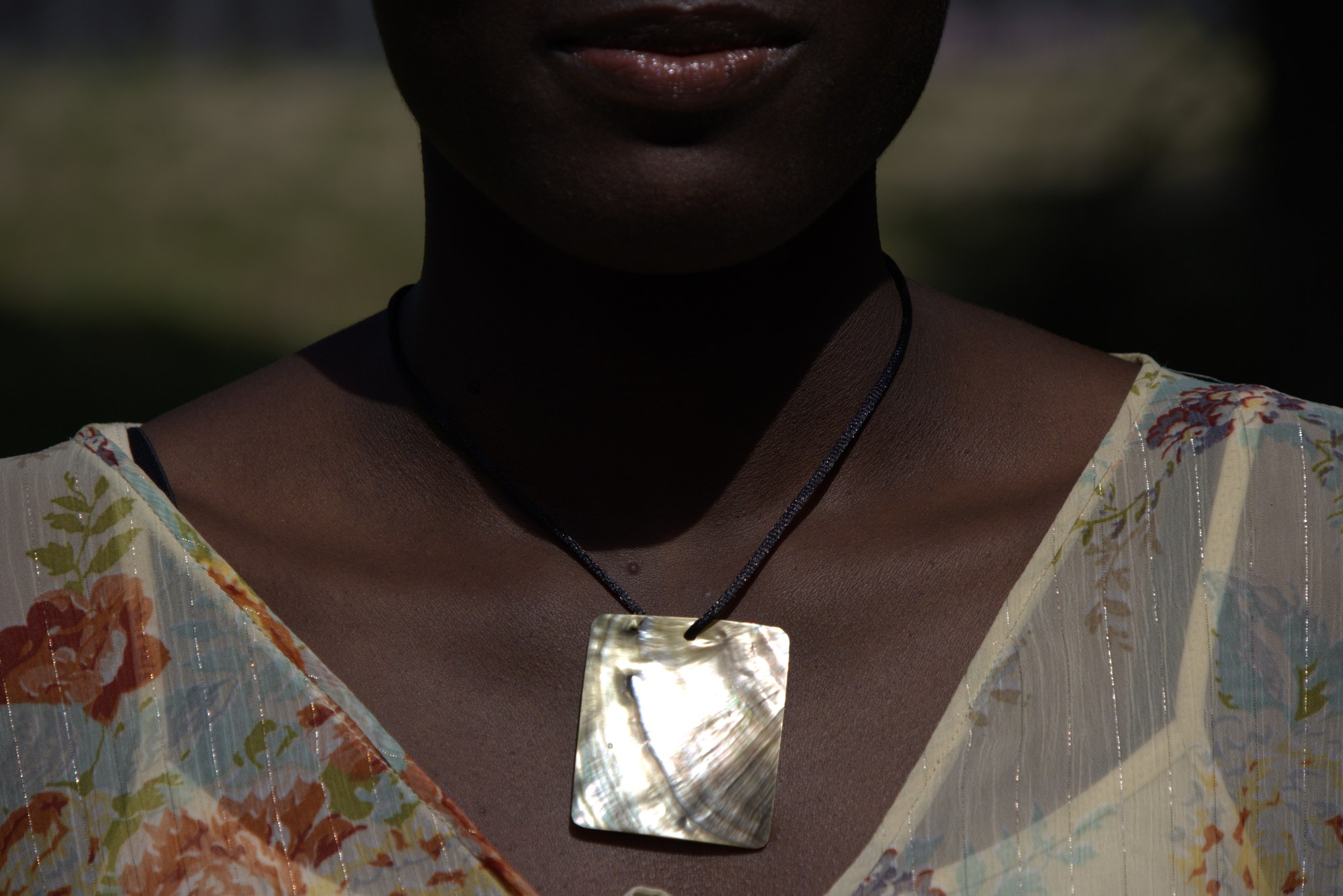 Collier — MOCA