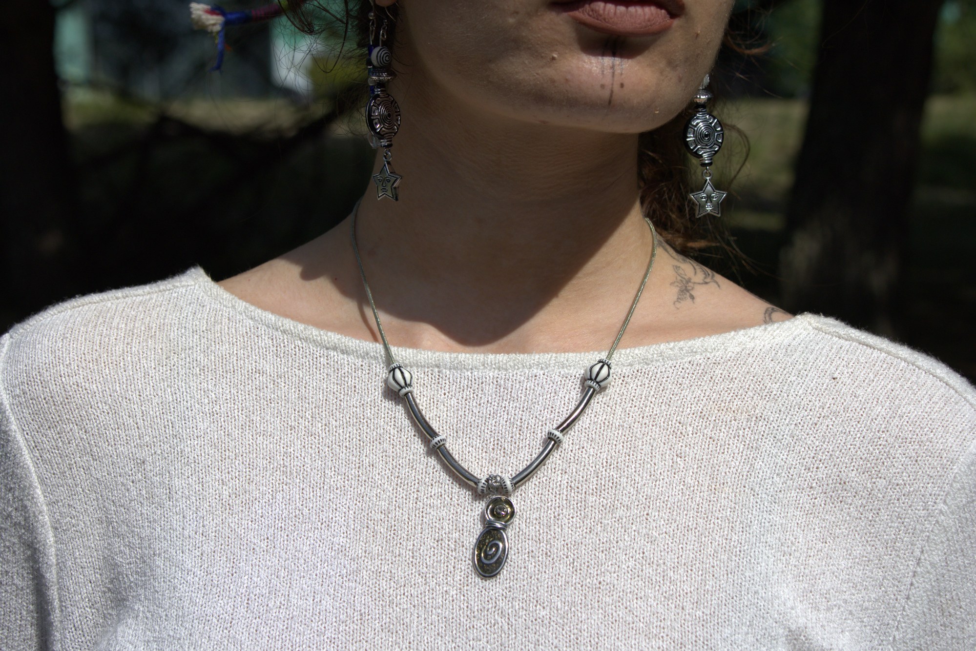 Collier — MOCA
